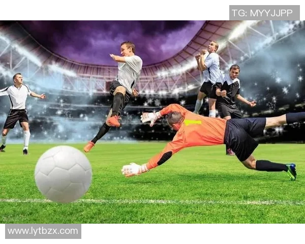 4月12日足球明星精彩对决赛场回顾与球员表现分析